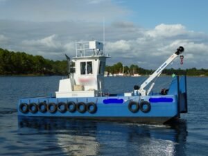2011 near shore tug boat