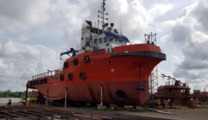 anchor handling tug
