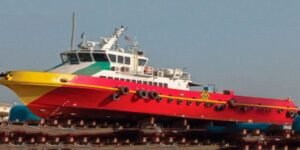 40m crew boat