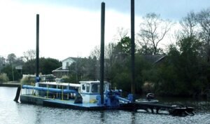 swinging ladder dredge
