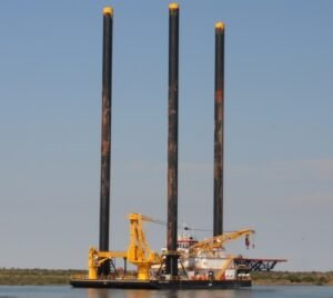 Bronco Jack Up Barge